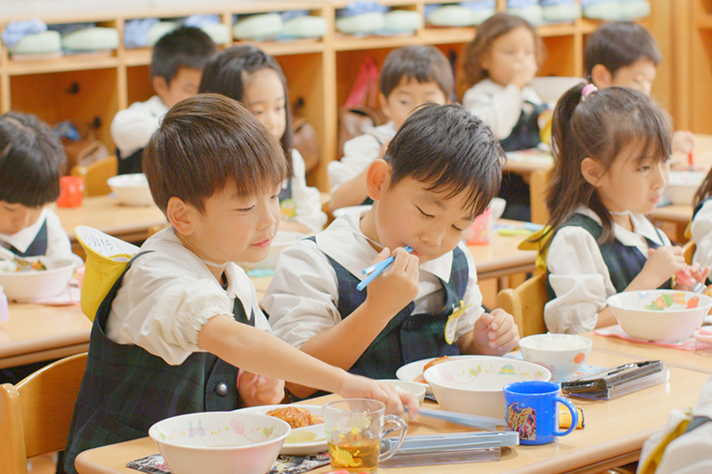 こだわりの自園給食